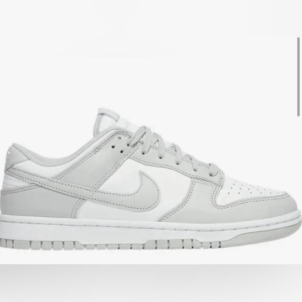 Grey Dunks (Nike)